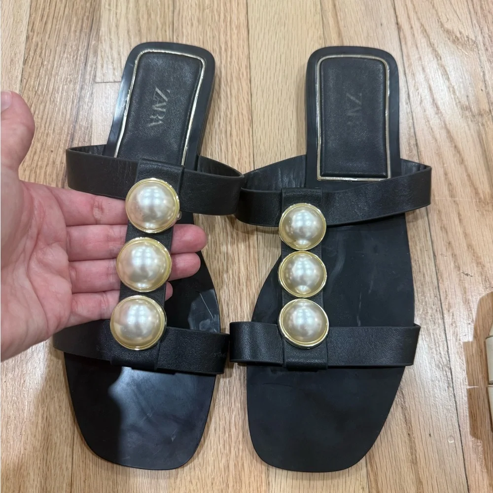 Zara women’s sandals with pearls - Picture 3 of 3